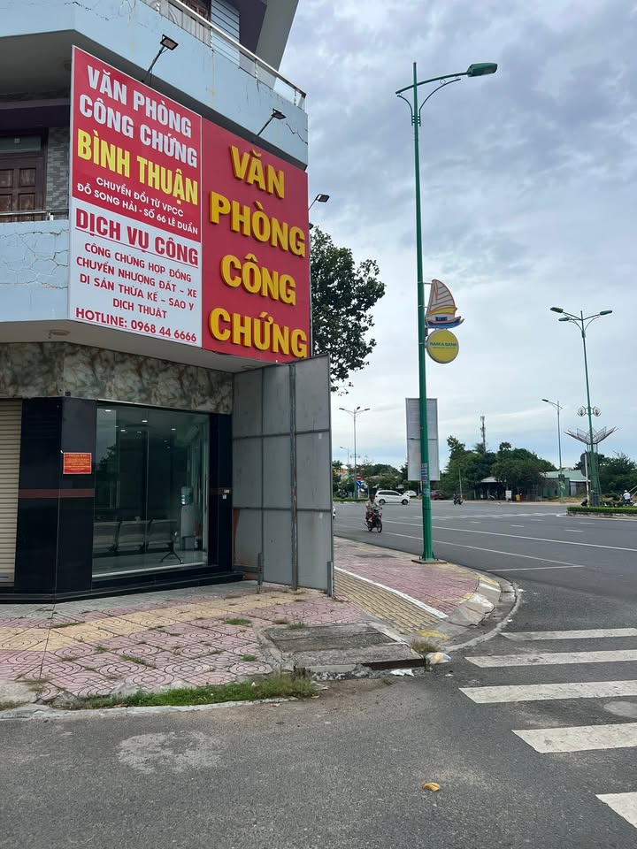 Lô đất kề gốc 102m² mặt tiền 6m - Kinh doanh đa ngành nghề tại Phú Tài