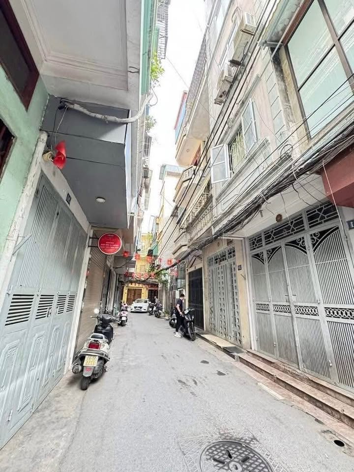 Nhà riêng Nghĩa Dũng Ba Đình 48m² giá 9.3 tỷ - Kinh doanh đỉnh cao!