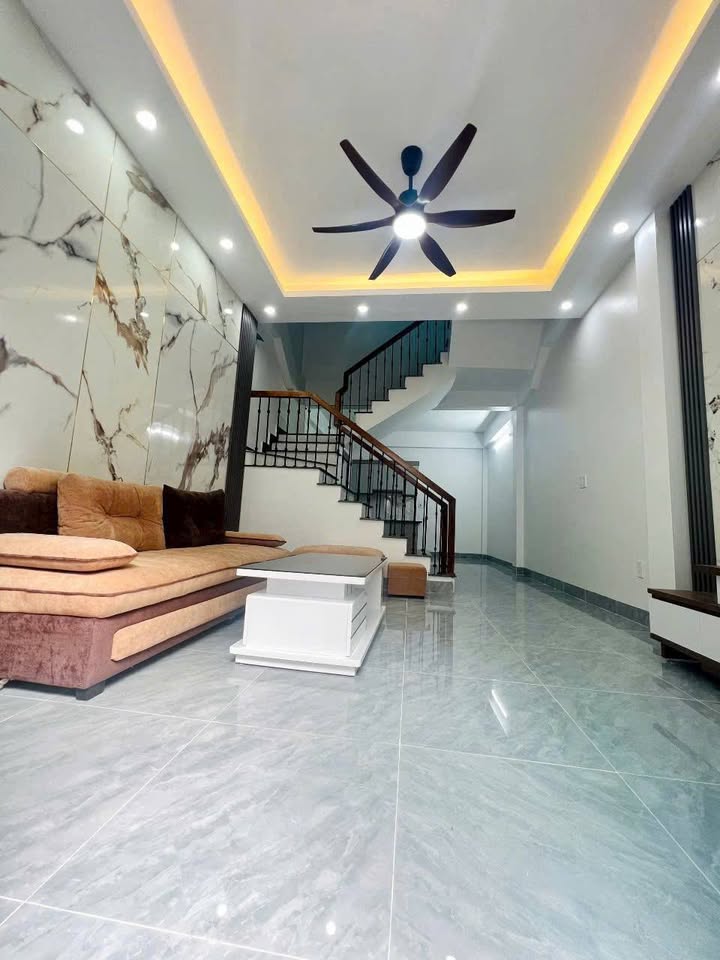 Nhà 3 tầng lô góc phố Ngọc Châu, TP Hải Dương 43m² giá 2.1 tỷ - Đầy đủ công năng sử dụng!