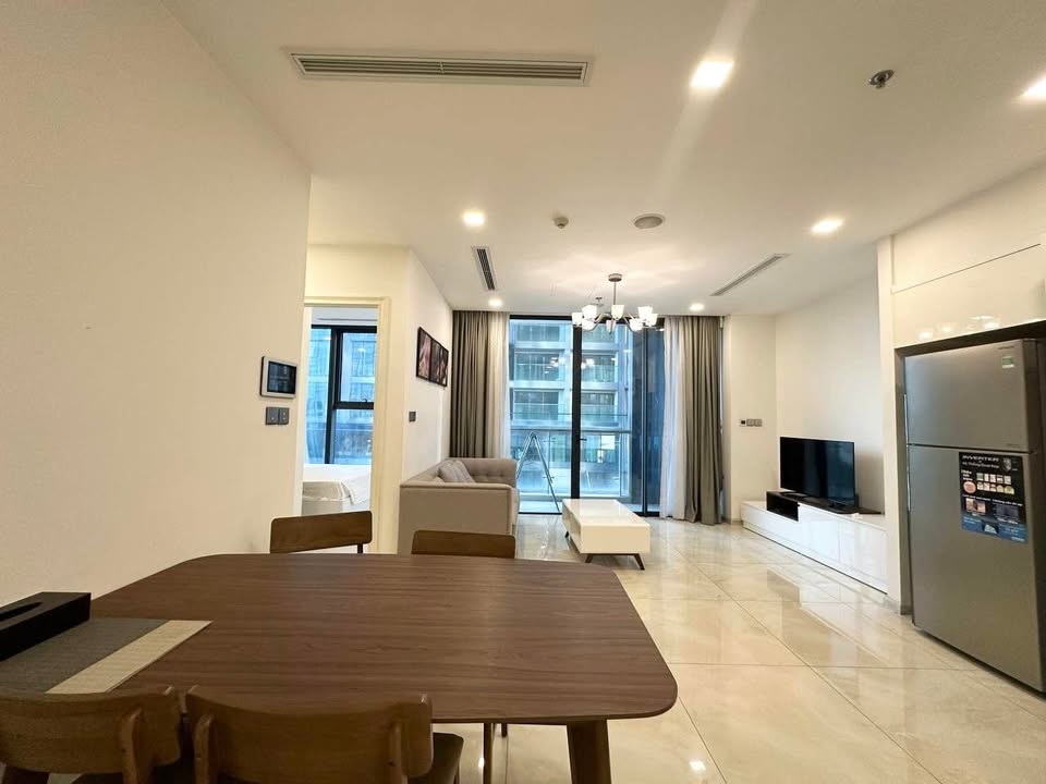 Căn hộ chung cư Vinhomes Golden River Bason 78m² giá 23 triệu - Full nội thất, sẵn sàng vào ở!
