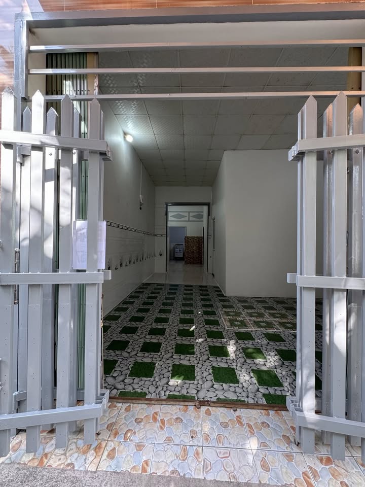 Nhà nguyên căn cho thuê tại Hòa Thành, Tây Ninh - Giá 3 triệu/tháng, an ninh tốt!