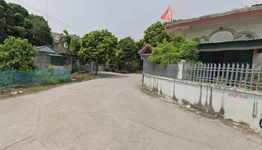 Đất nền 150m² tại Hà Tu, Hạ Long - Giá chỉ 1 tỷ - Đường ô tô vào tận nơi!