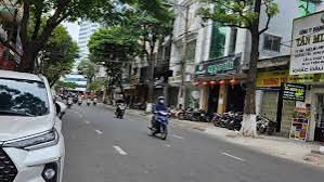 Nhà 2 tầng Hoàng Diệu Đà Nẵng 34m² giá 2.47 tỷ - Sổ đỏ chính chủ!