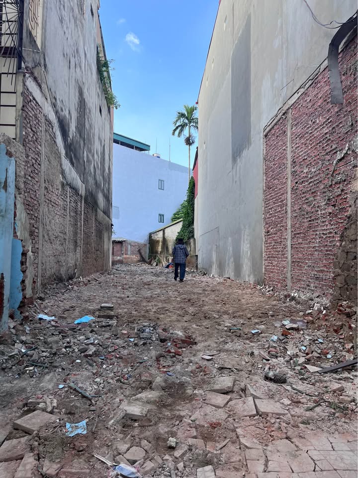 Đất mặt đường Nguyên Hồng, phường Hạc Thành 110m² chỉ 6 tỷ - Kinh doanh sầm uất!