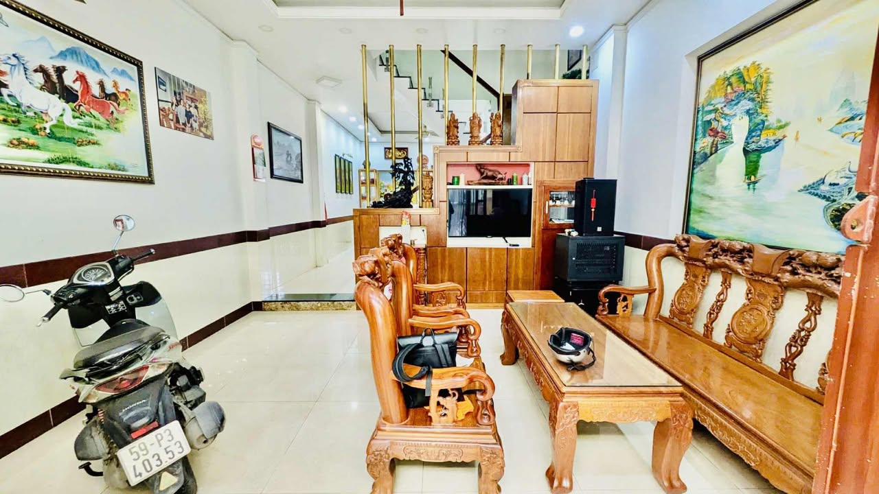 Nhà phố Tân Bình 74m² giá 6.99 tỷ - Đẹp mê ly, chính chủ bán gấp!