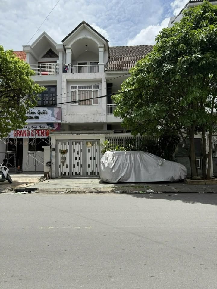 Bán gấp nhà mặt tiền đường số 34 An Khánh quận 2 giá 60 tỷ - Đầu tư sinh lời ngay!