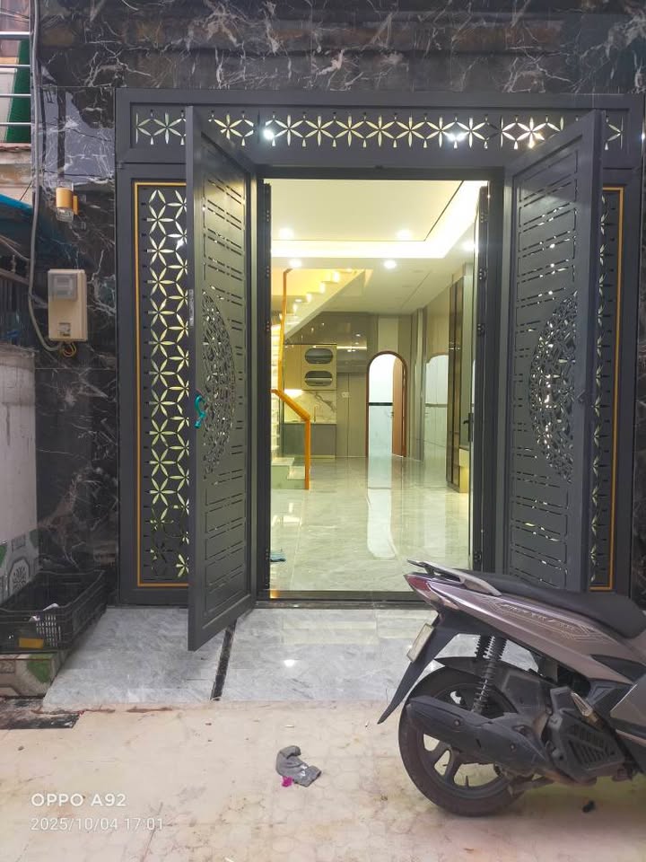 Nhà phố 2 tầng Phạm Văn Bạch, Tân Bình 60m² giá 6.5 tỷ - Sẵn sàng vào ở ngay!