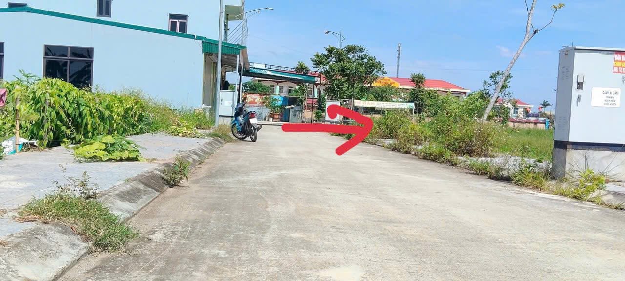 Lô đất đấu giá Dương Phúc Thái Thụy 100m² giá 1 tỷ - Vị trí đắc địa gần chợ!