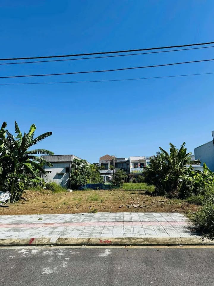 Đất đường Vũ Thạnh, Hoà Xuân, Cẩm Lệ 100m² - Giá chỉ 4.35 tỷ - Thương lượng ngay!