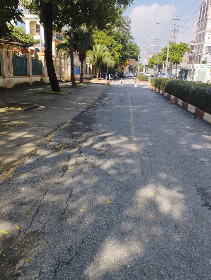 Bán đất Tiền Phong Mê Linh 75m² giá 5 tỷ - Mặt tiền rộng, ô tô tránh