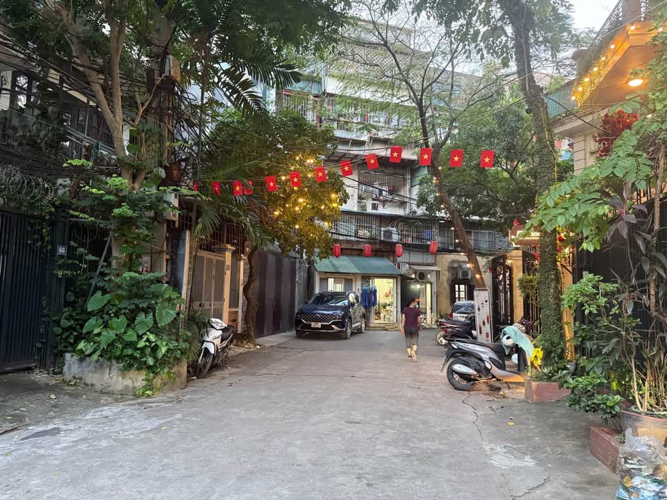 Nhà riêng Ba Đình 45m² giá 160 tỷ - Vị trí đắc địa gần Đài Truyền Hình VN