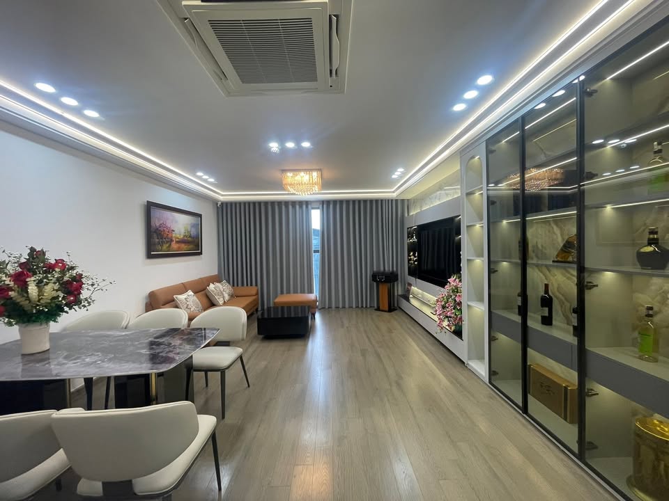 Căn hộ FLC Cầu Giấy 120m² giá thỏa thuận - Nội thất đầy đủ, chỉ việc vào ở!