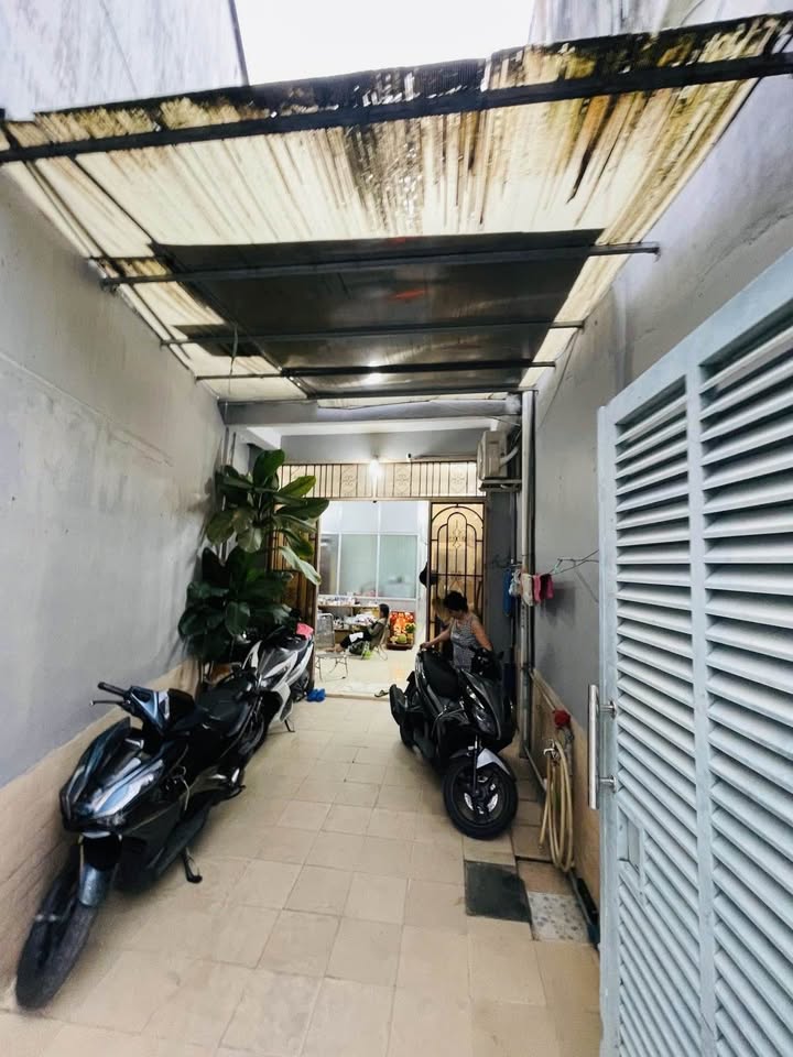 Nhà phố Lê Quang Định Bình Thạnh 60m² giá 6.65 tỷ - Hẻm ô tô sạch đẹp!