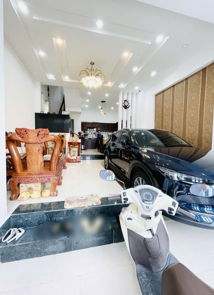 Nhà Phú Thuận, Quận 7 - 61m² giá 7 tỷ - Căn góc độc đáo không lộ giới!