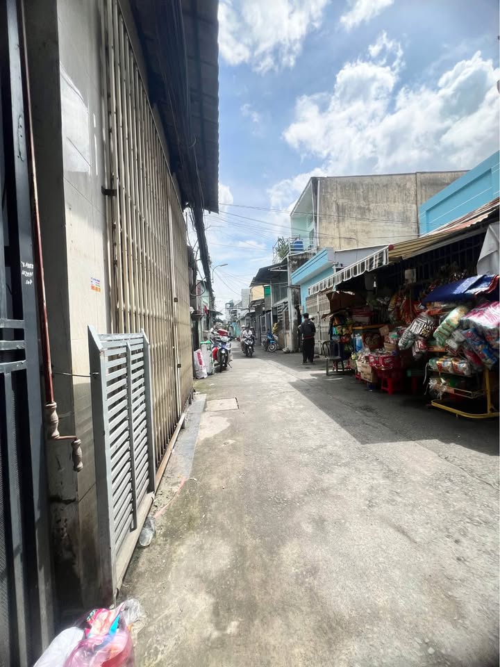 Nhà phố Phú Xuân Nhà Bè 66m² giá chỉ 6 tỷ - Sổ hồng riêng sang tên ngay!