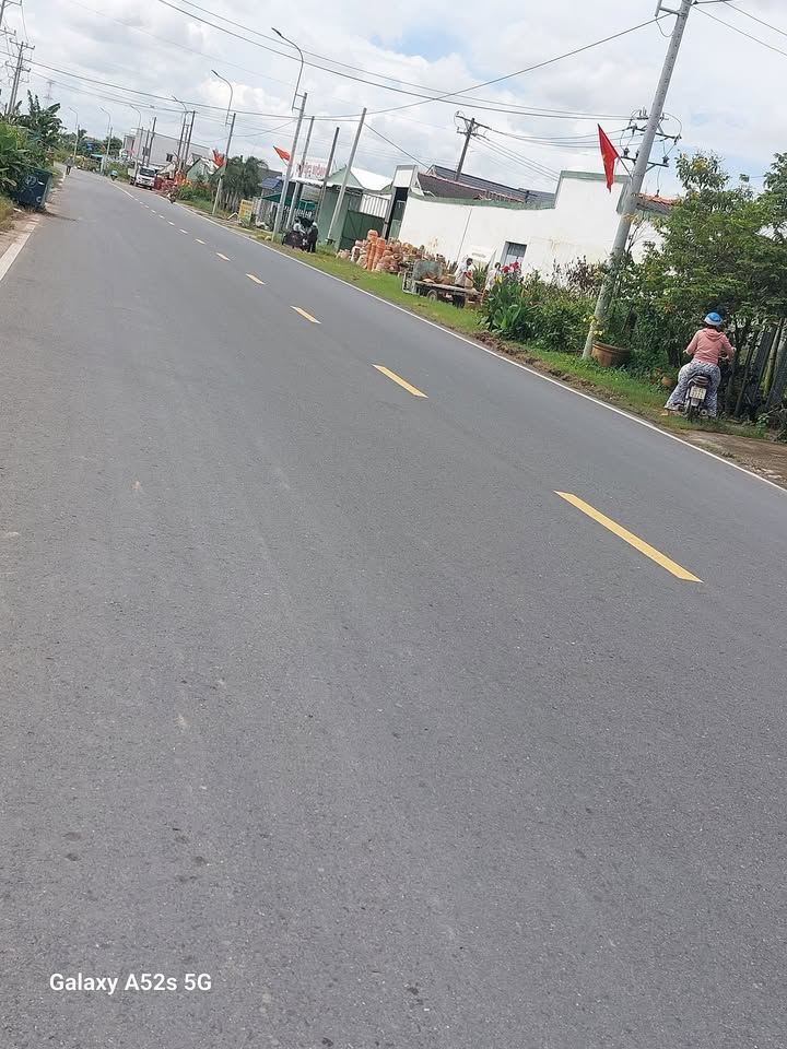 Đất ở xã Cái Nhum, Vĩnh Long 207m² giá 1.15 tỷ - Vị trí đẹp, kinh doanh thuận lợi!