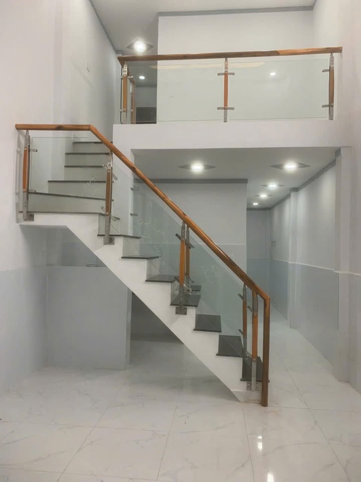 Nhà cho thuê Dĩ An 2PN 2WC giá 4 triệu - Sạch sẽ, thoáng mát