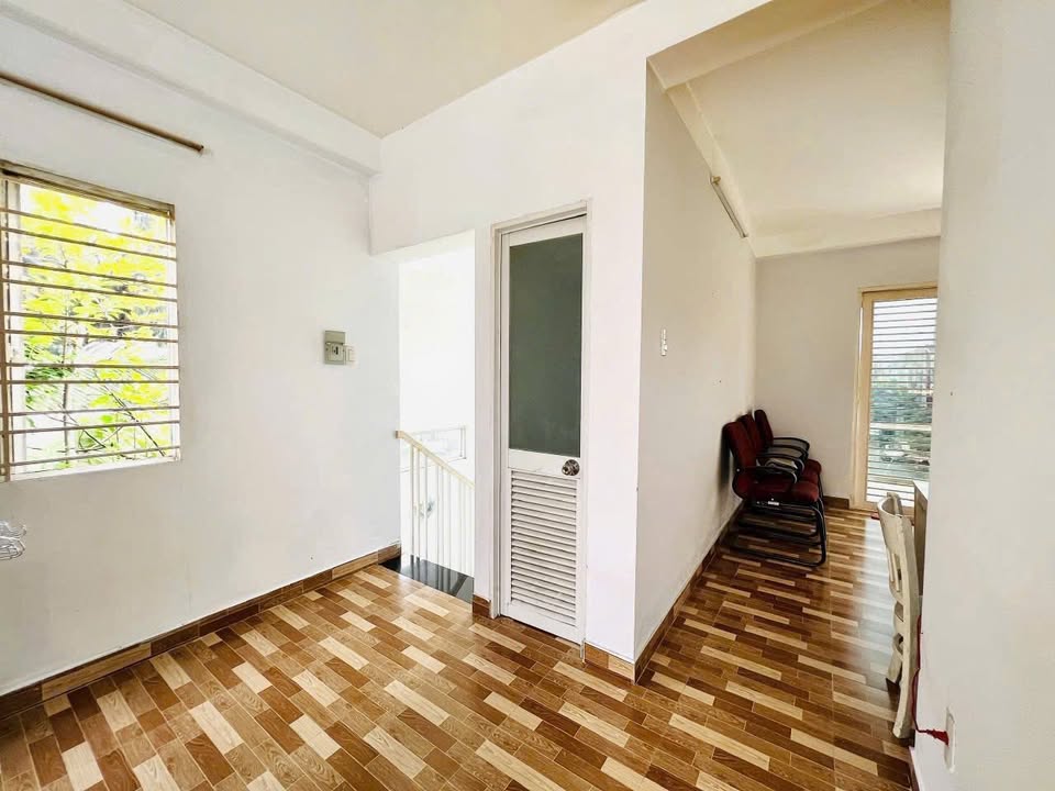 Nhà phố tuyệt đẹp tại KDC Đường Liên Phường, 83m² - Giá 8.5 tỷ - Sổ hồng chính chủ!