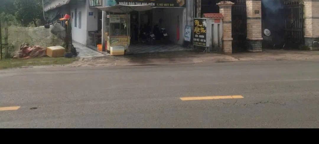 Nhà trọ và ki ốt Ấp Trãng Lắm, Củ Chi 300m² giá 7.2 tỷ - Đầu tư sinh lời ổn định!