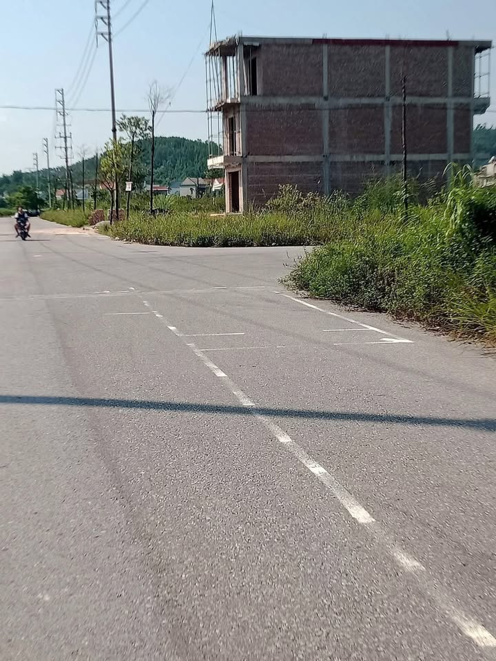 Biệt thự Văn Đức, Chí Linh 170m² - Hướng Nam, giá thỏa thuận, pháp lý rõ ràng!