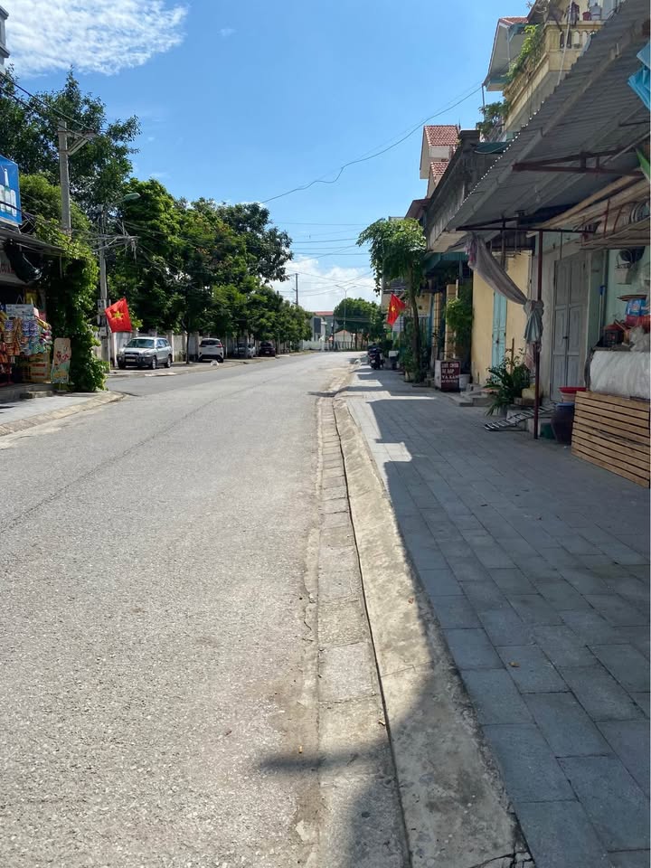 Lô đất Bích Đào, Hoa Lư 60m² - Vị trí siêu đắc địa, giá tốt!