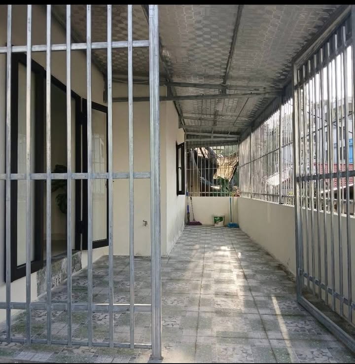 Nhà mái bằng Hạ Long 88m² giá chỉ 1.38 tỷ - View thành phố tuyệt đẹp!