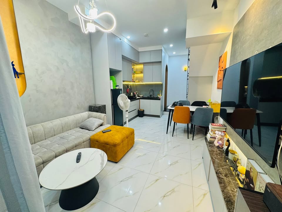 Cho thuê nhà nguyên căn Trường Sa Bình Thạnh 35m² - Full nội thất hiện đại!