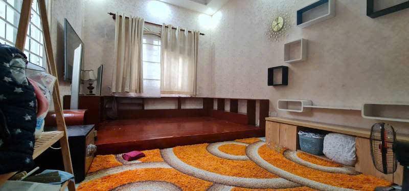 Nhà riêng Nguyễn Khánh Toàn 45m² x 4 tầng - Gần đường ô tô, giá chỉ 11.4 tỷ!