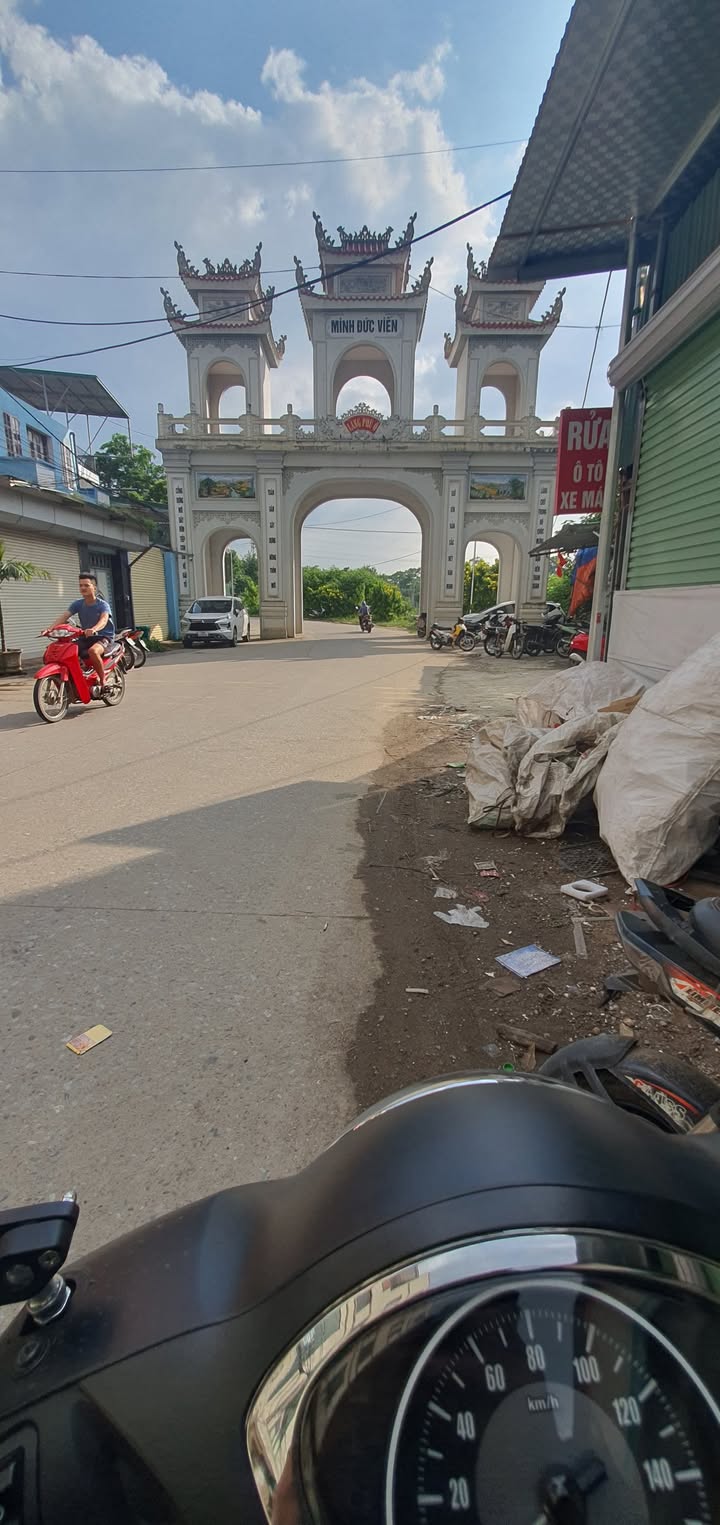 Nhà 2 tầng Bình Phú 300m² giá chỉ 3 triệu/m² - Sẵn sàng vào ở!