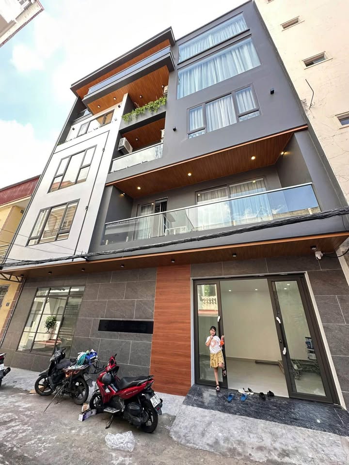 Nhà mặt đường Thiên Lôi, Lê Chân, 58m² giá 10.98 tỷ - Đầu tư sinh lời ngay!