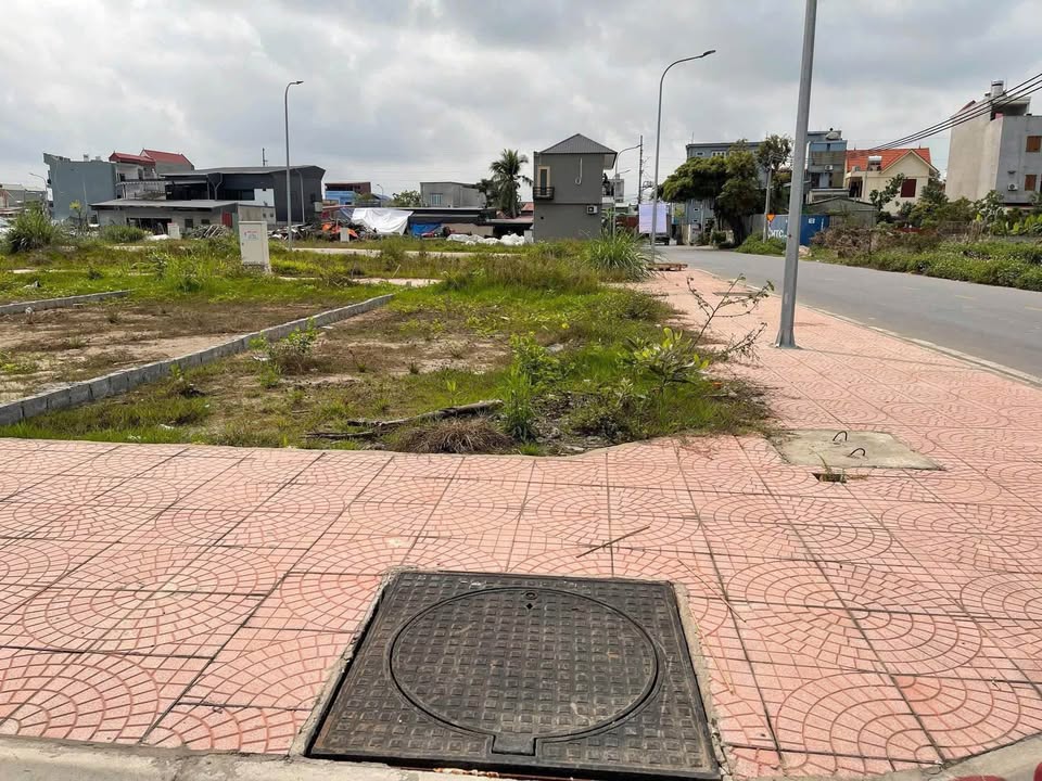 Đất đấu giá Chiêu Chinh, Văn Đẩu, Kiến An 67m² giá 2 tỷ - Tiện ích đầy đủ, chính chủ!