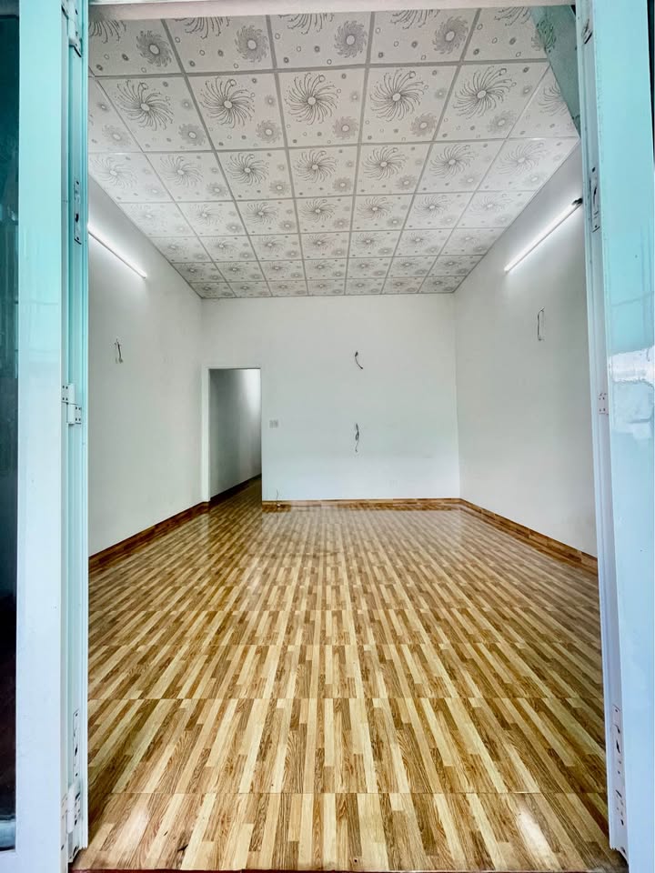 Nhà cho thuê Hẻm Nguyễn Cơ Thạch, Buôn Ma Thuột 2PN - An ninh tốt, giá chỉ 3 triệu!