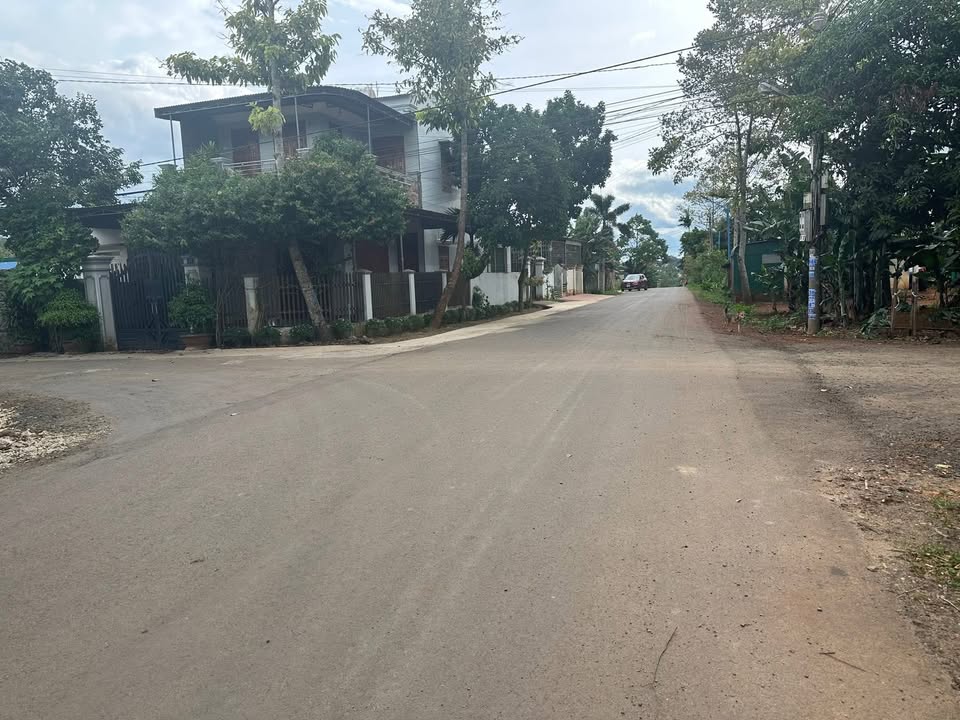 Đất nền chính chủ 10x26m tại Ea Kar - Giá chỉ 2 tỷ, cơ hội đầu tư tuyệt vời!
