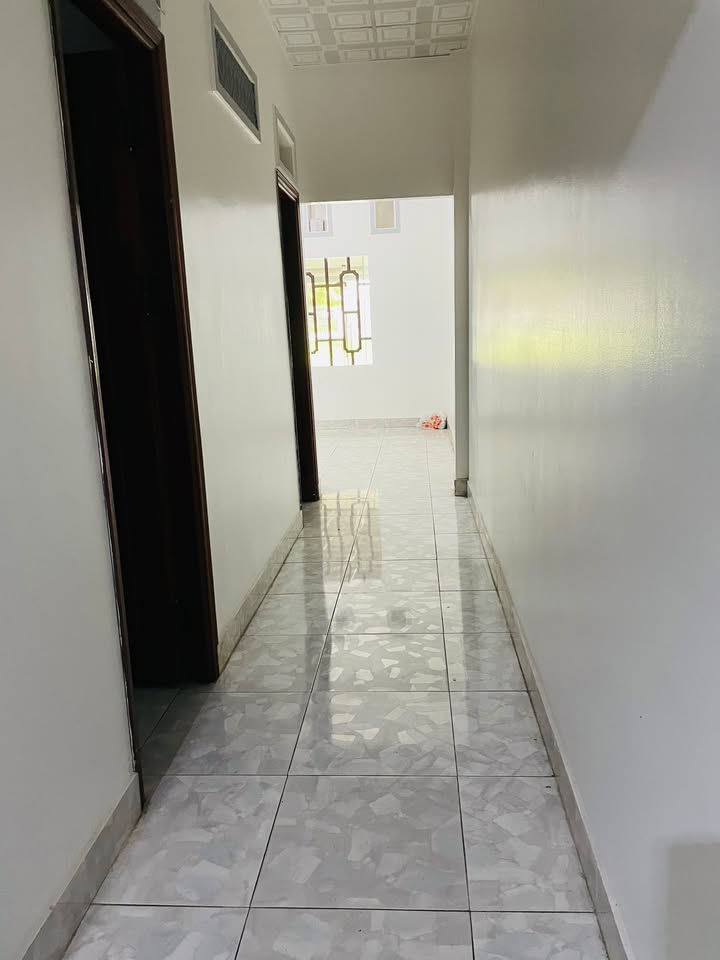 Nhà cho thuê mặt tiền đường Phạm Ngọc Thạch, 2 phòng ngủ, giá 6 triệu - Kinh doanh thuận lợi!