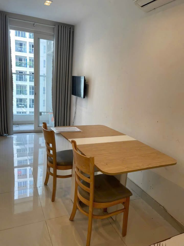 Căn hộ Officetel Sky Center Tân Bình 34m² giá 2.56 tỷ - Sẵn sàng vào ở ngay!