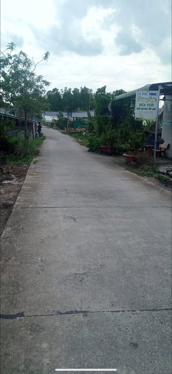 Đất thổ cư 1000m² tại Lương Hòa, Bến Lức - Sổ hồng riêng chỉ 2 tỷ!