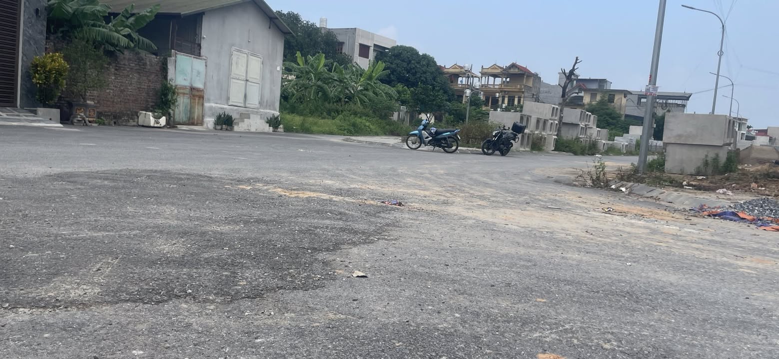 Đất nền TĐC Nguyên Khê 102m² giá 9.2 tỷ - Hạ tầng đồng bộ, vị trí tiềm năng!