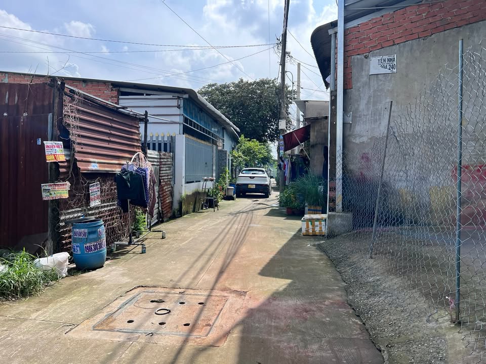 Nhà cấp 4 Nguyễn Thị Thảnh Hóc Môn 143m² giá 4.79 tỷ - Tiện xây mới!