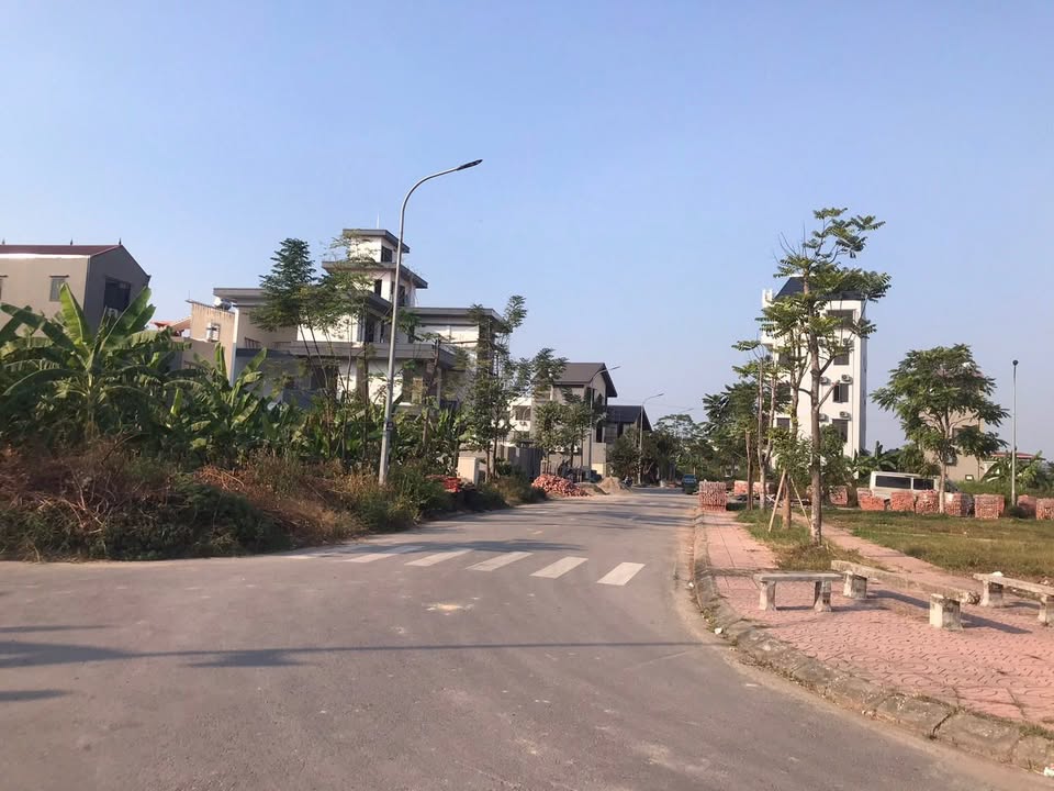 Lô đất phường Đa Mai, TP Bắc Giang 100m² - Gần hồ điều hòa, giá chỉ 3xx triệu