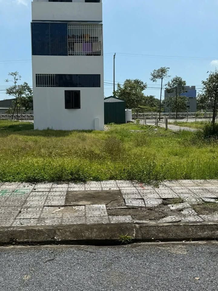 Đất nền xã Tây Giang, Tiền Hải 97.5m² - Sổ đỏ chính chủ, giá thỏa thuận!