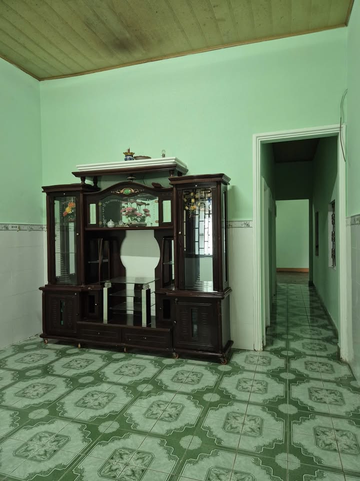 Nhà hẻm Phạm Văn Đồng, Thống Nhất, Pleiku 132m² giá 1.2 tỷ - Không gian sống thoáng đãng!