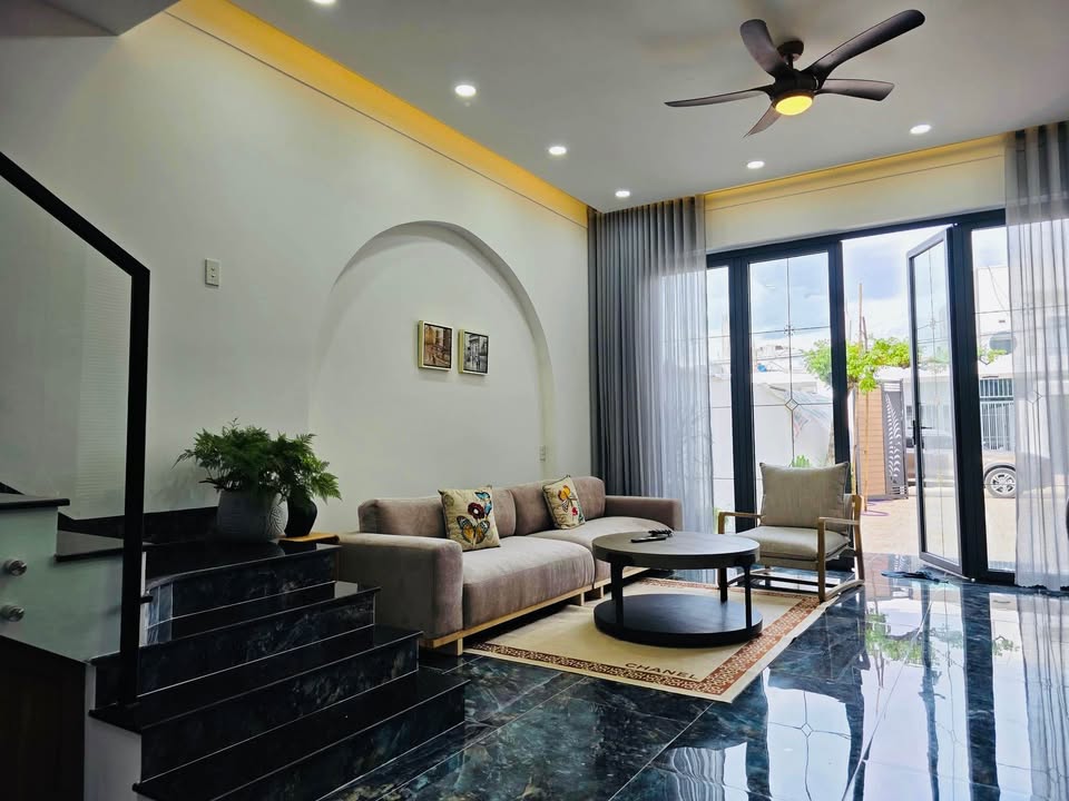 Nhà 1 mê đẹp lung linh tại phường Eakao, Buôn Ma Thuột - 3 tỷ