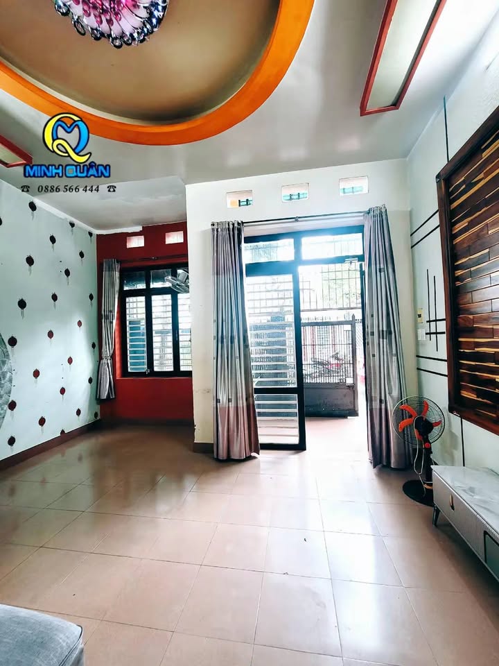 Cho thuê nhà mặt tiền Nguyễn Tiểu La 6 triệu - Không gian thoáng đãng, tiện nghi đầy đủ!