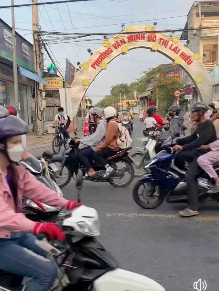 Đất nền 2 mặt tiền Ngô Quyền 320m² giá 2.29 tỷ - Vị trí đẹp, tiện ích xung quanh đầy đủ!