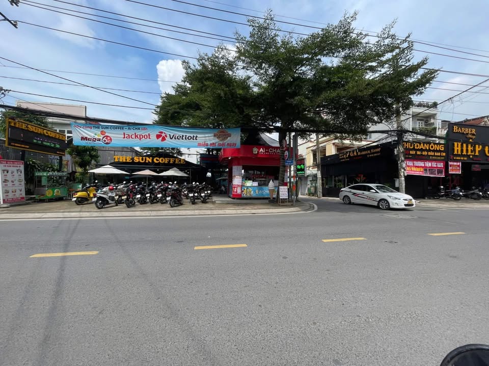 Đất mặt tiền đường 179, Quận 9 - Diện tích 400m² giá 20 tỷ - Cơ hội đầu tư tuyệt vời!