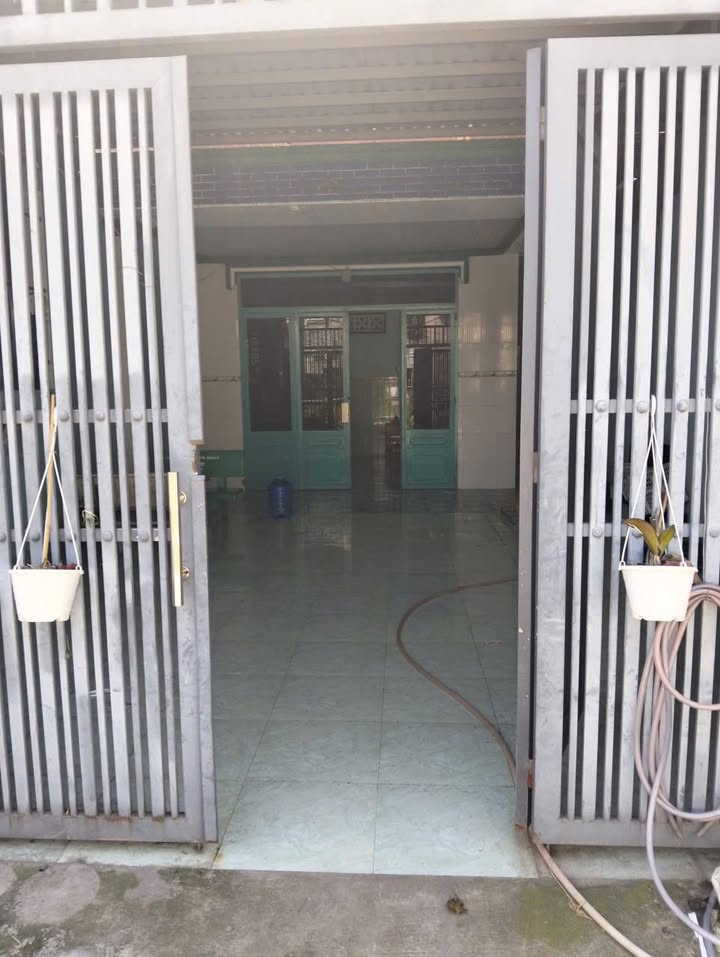 Nhà nguyên căn 150m² tại Ấp Rừng Dầu, Long An - Giá thuê chỉ 2.5 triệu/tháng!