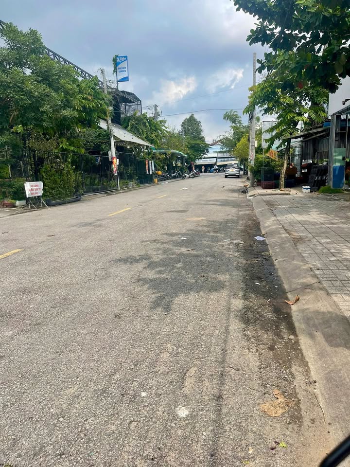 Đất nền Lý Thái Tổ nối dài 110m² - Đối diện phố đêm Garden, giá thỏa thuận!