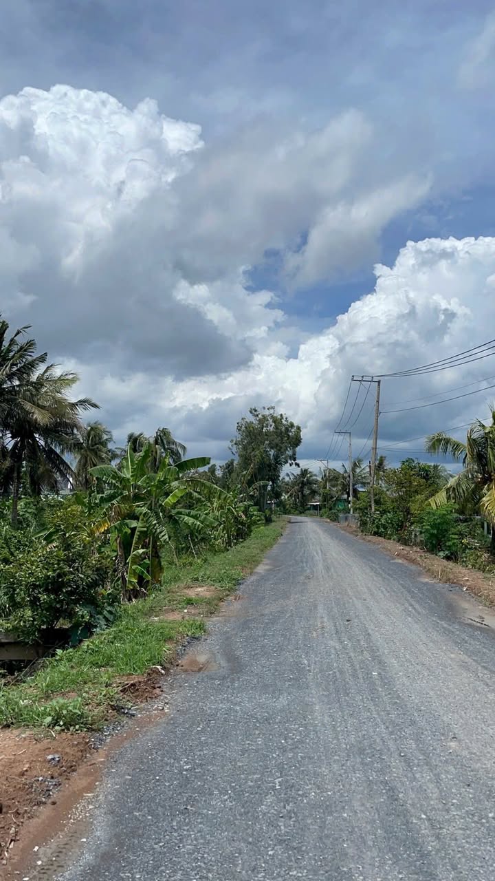 Đất thổ cư Tân Phú Đông 432m² giá 390 triệu - Mặt tiền đường HL83, view kênh thoáng mát!