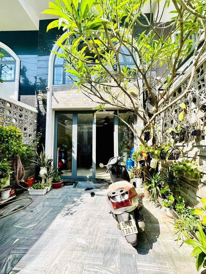 FrontHouse Bình Thạnh 63m² giá 10.6 tỷ - Mặt tiền kinh doanh đỉnh cao!