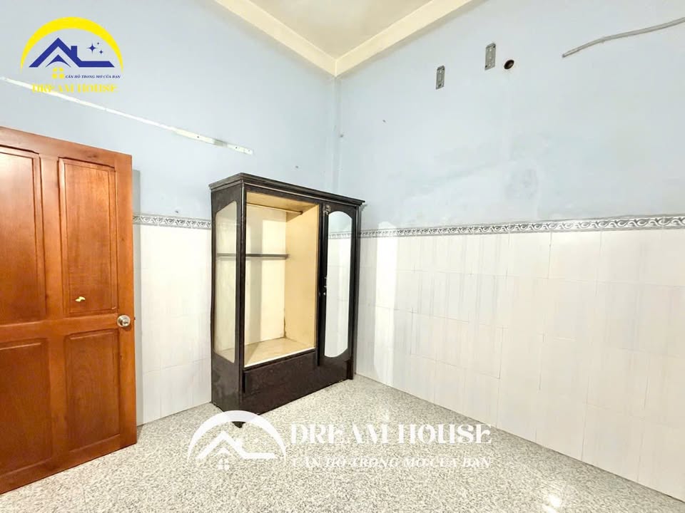 Phòng trọ cho thuê đường Hoàng Bật Đạt, Tân Bình 1.6 triệu - Không chung chủ, thoáng mát!